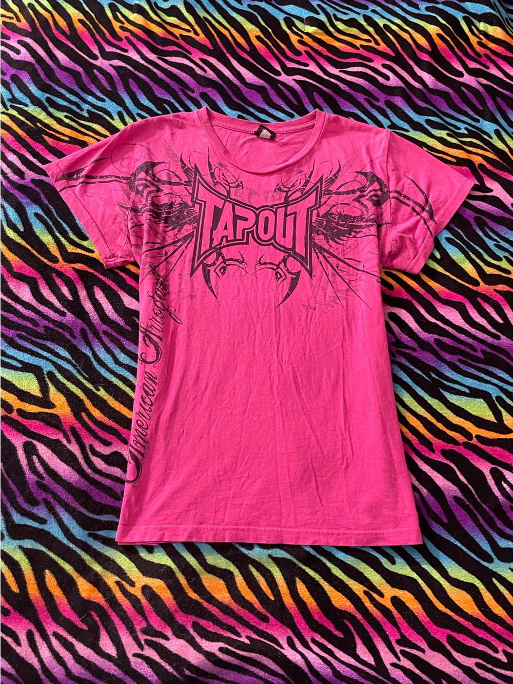 Y2k vintage rare 2000s Tapout shirt